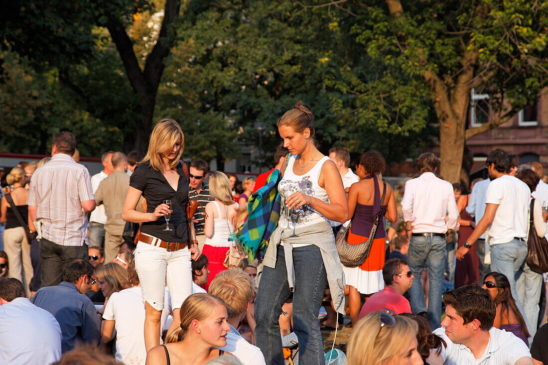 Meeting point, Friedberg Square market, Frankfurt am Main, Hesse, Germany