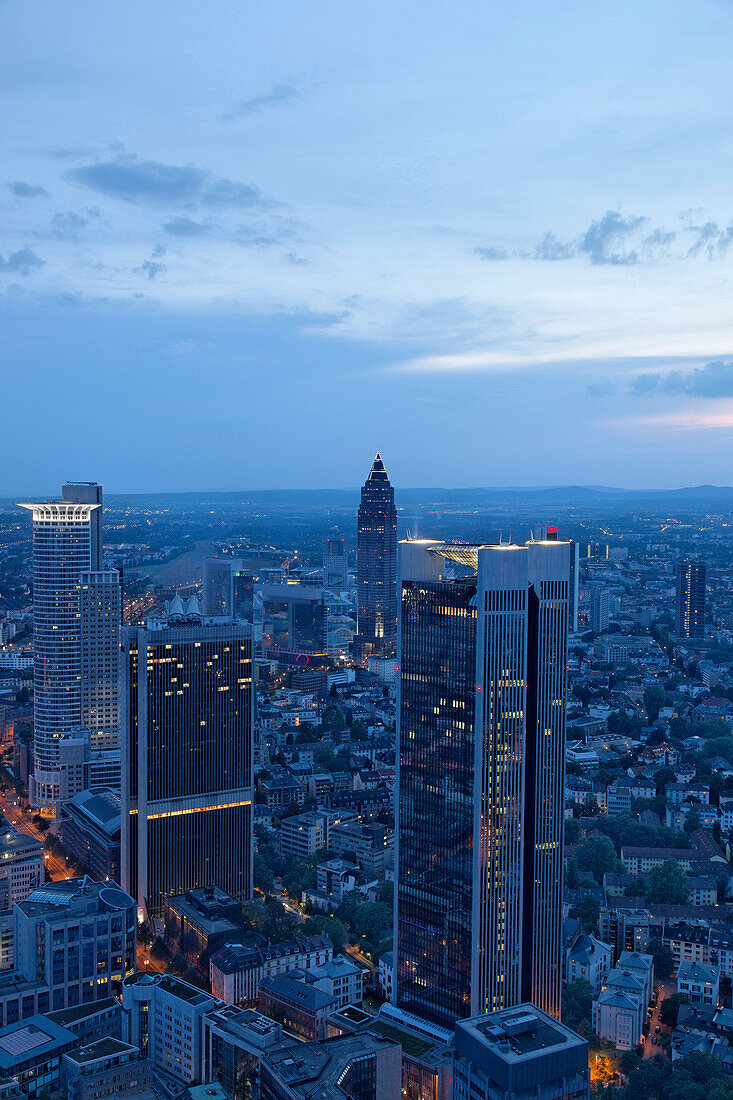 Stadtansicht mit Messeturm, Frankfurt am Main, Hessen, Deutschland