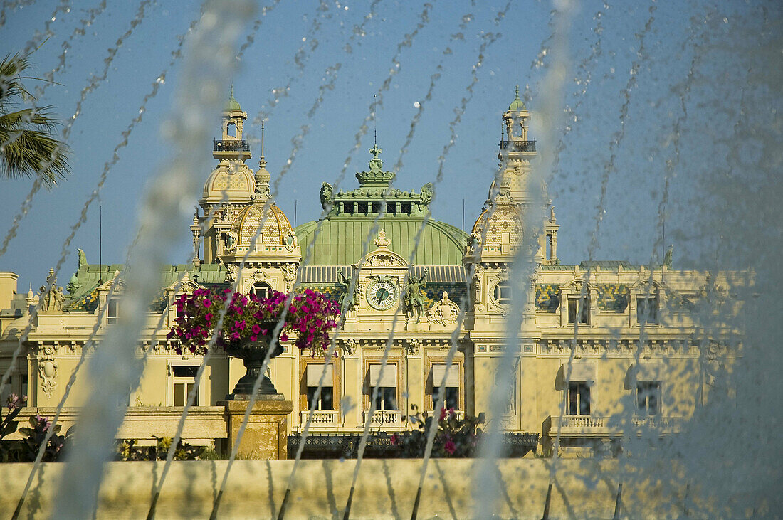 Curtain of water from a source behind the casino montecarlo