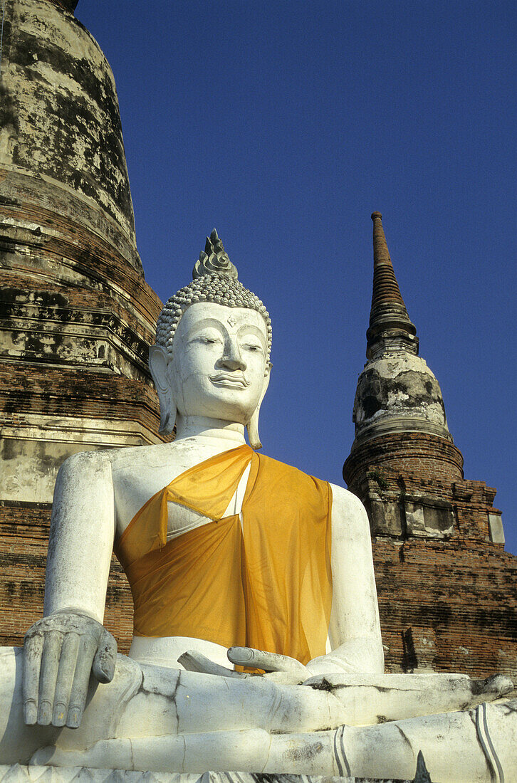 Thailand,  Ayuthaya,  Wat Yai Chai Mongkol,  Buddha statue
