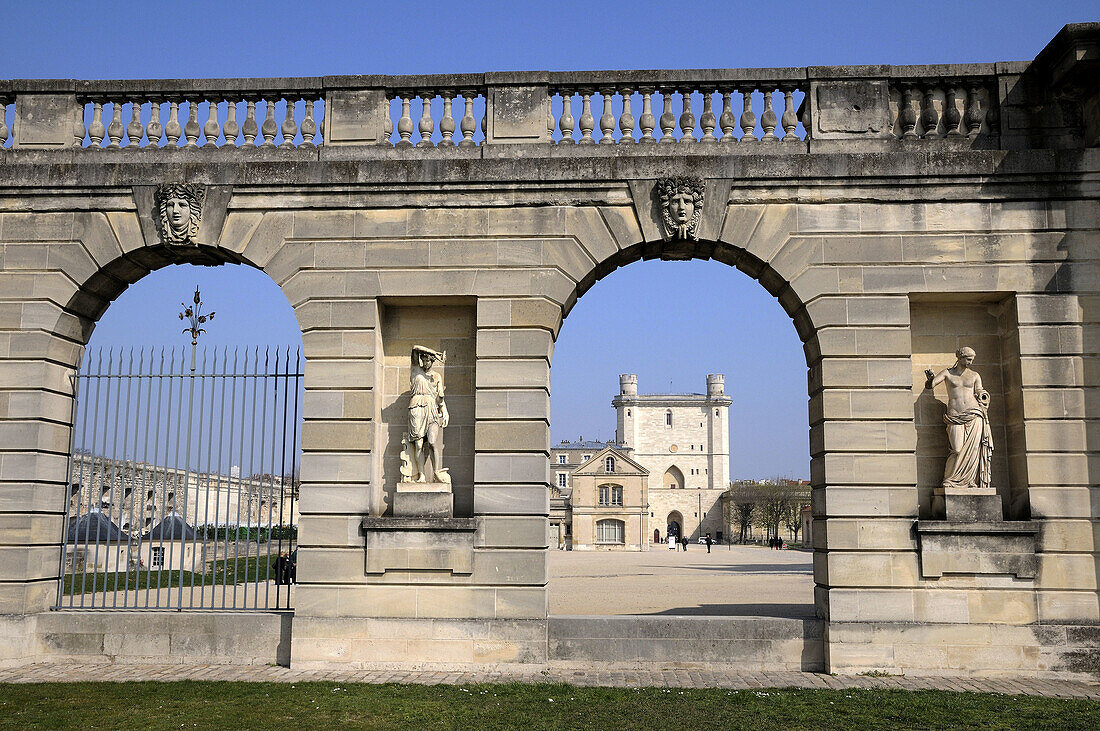 France,  Vincennes 94  Vincennes castle,  view to the north tower