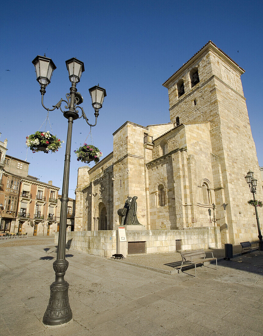 Romenesque church of San Juan de Puerta Nueva 12th c, Zamora Castilla-León,  Spain