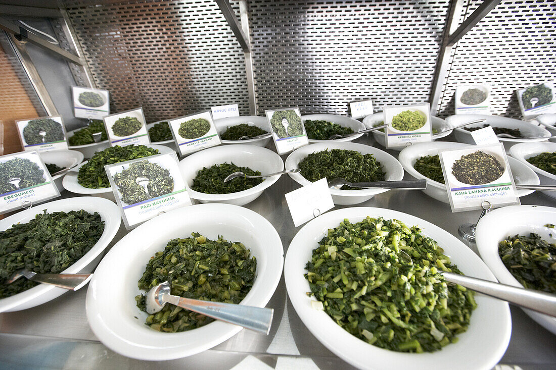 Variations of spinach, Restaurant Doga Balik, Istanbul, Turkey