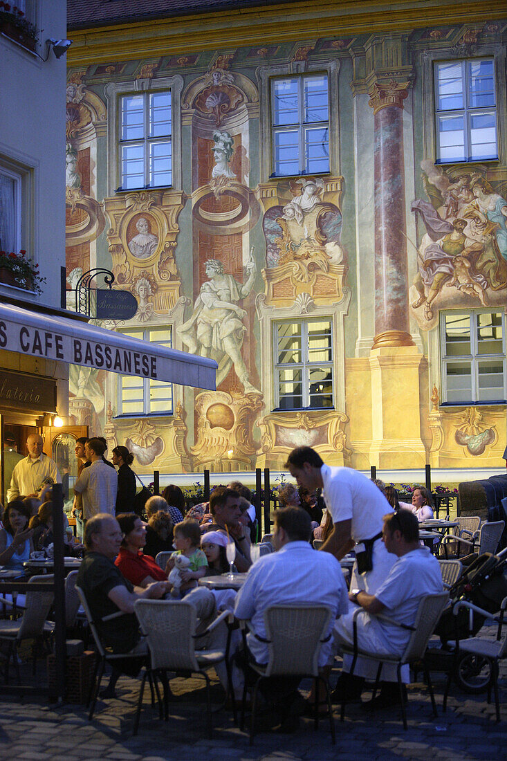 Pavement cafe, old town hall, Bamberg, Upper Franconia, Bavaria, Germany