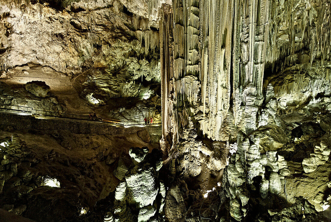 Tropfsteinhöhle, Höhlen von Nerja, Nerja, Andalusien, Spanien