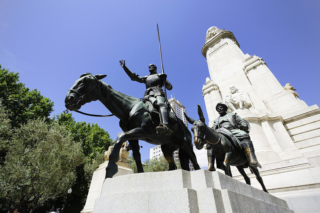 Sculptures of Don Quixote and Sancho Panza, Plaza de Espana, Madrid, Spain
