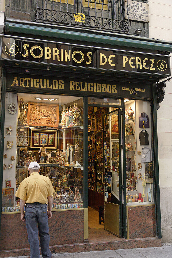 Devotionaliengeschäft am Plaza Mayor, Madrid, Spanien