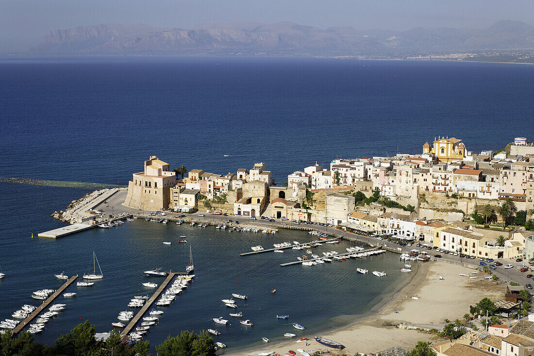 Hafen von Castellammare del Golfo, Sizilien, Italien