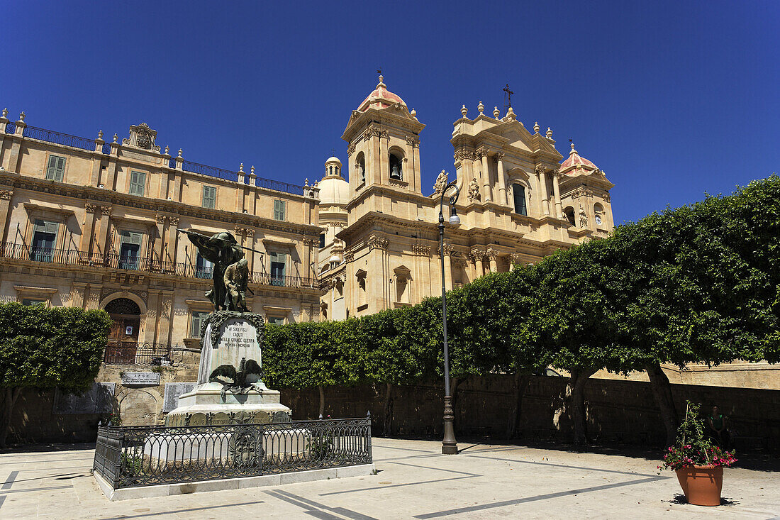 Kathedrale Madre San Nicola, Noto, Sizilien, Italien