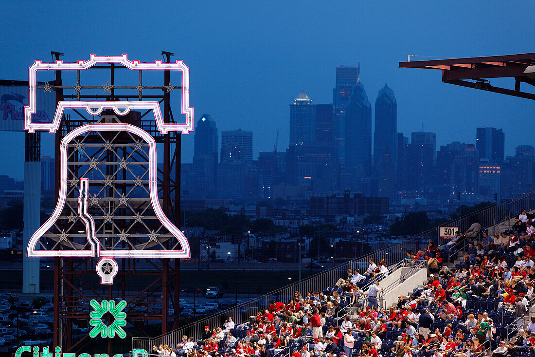 Baseball match between the Phillies and the Atlanta Braves, Downtown Philadelphia in the back, Philadelphia, Pennsylvania, USA