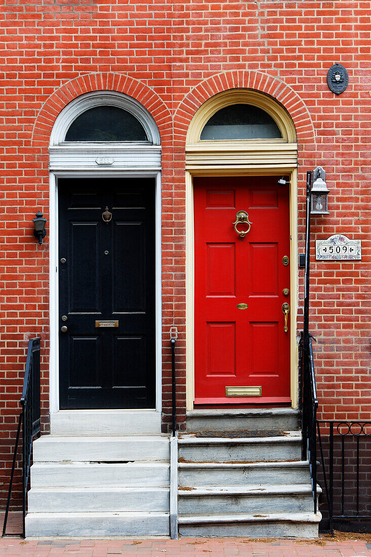 doors, Washington Square, Philadelphia, Pennsylvania, USA