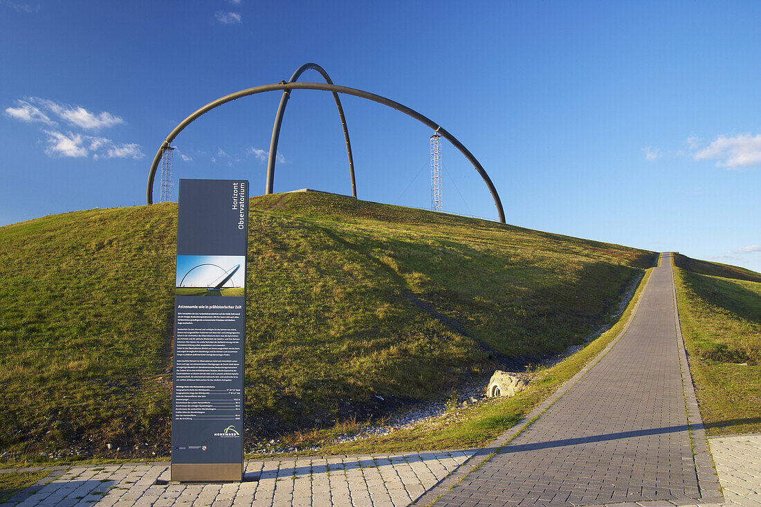 Horizontobservatorium auf der Halde Hoheward, Im Emscherbruch, Herten, Ruhrgebiet, Nordrhein-Westfalen, Deutschland, Europa