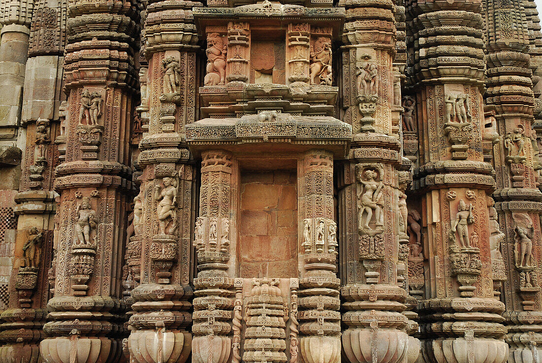Raja-Rani Temple, artificially decorated temple tower, Bhubaneswar, Orissa, Asia
