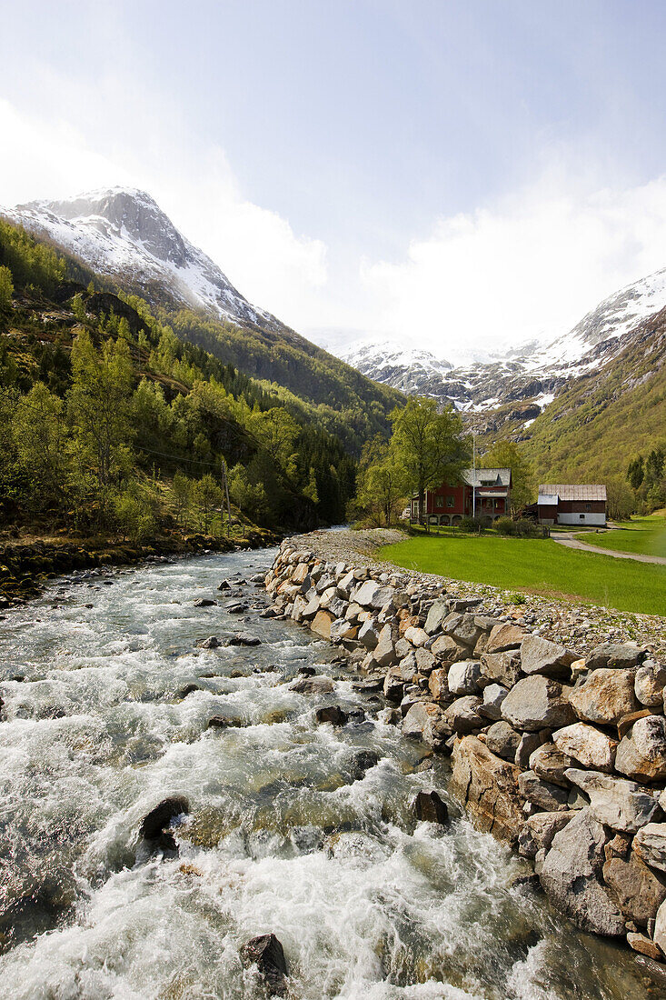 Farm at the river Buerelvi in the Buerdalen, Hordaland, Norway, Scandinavia, Europe