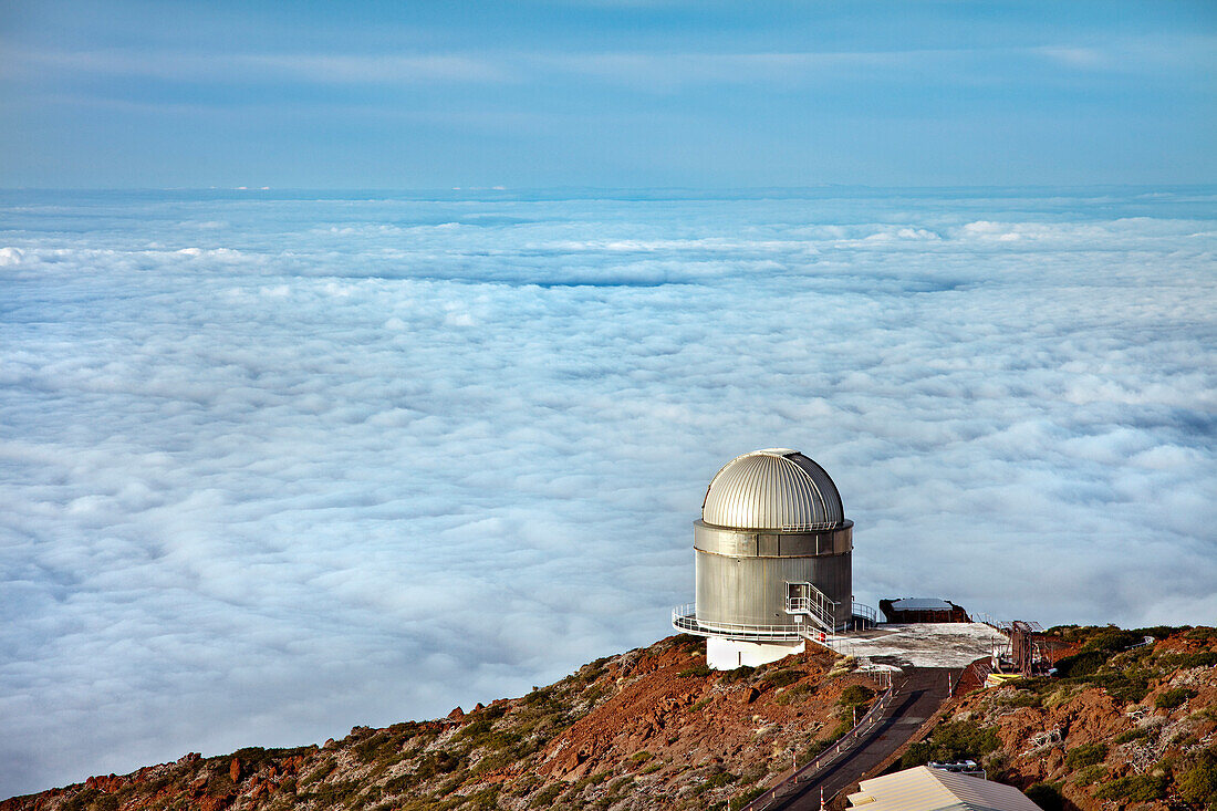 Observatory above cloud cover, Roque de los Muchachos, Caldera de Taburiente, La Palma, Canary Islands, Spain, Europe
