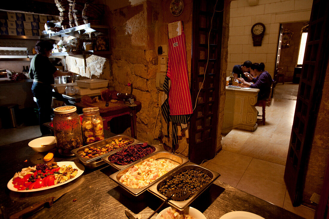 Kitchen of the traditional restaurant Ta Rikardu, The Citadel, Victoria, Gozo, Malta, Europe
