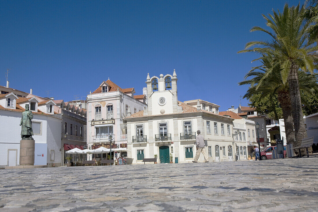 Praça 5 de Outubro in Cascais near Lisbon, Portugal