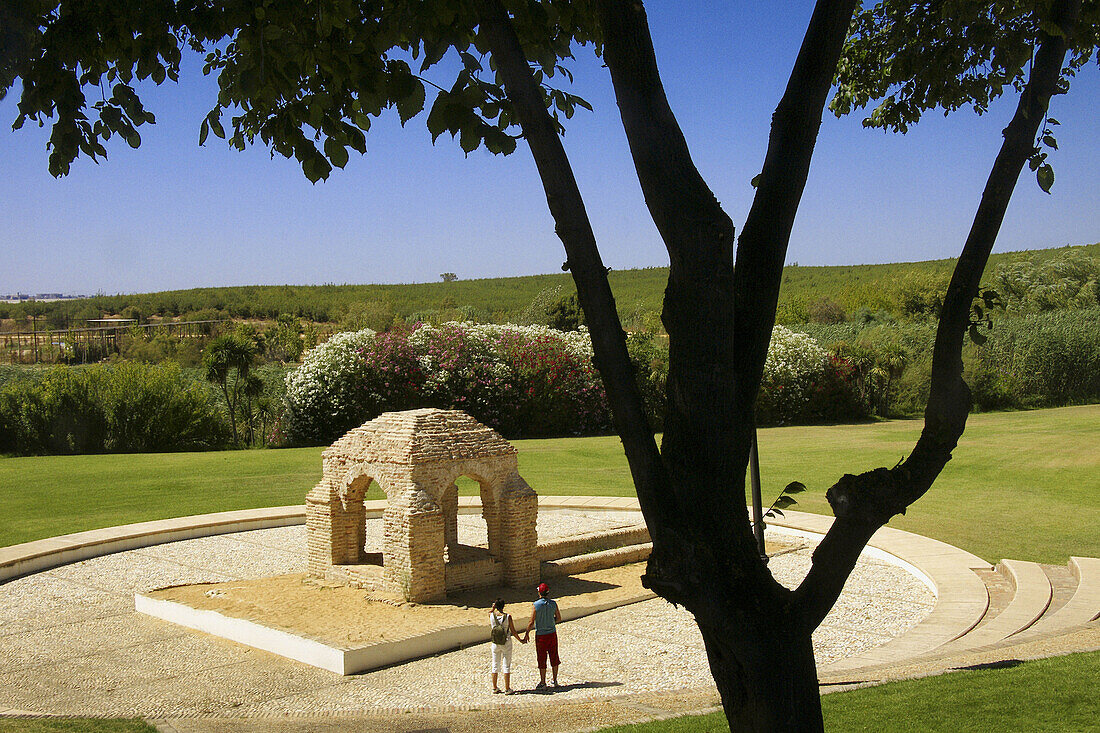 La Fontanilla, old public fountain dating from 13th century where Christopher Columbus took water for his first trip to America in 1492, Palos de la Frontera. Huelva province, Andalusia, Spain