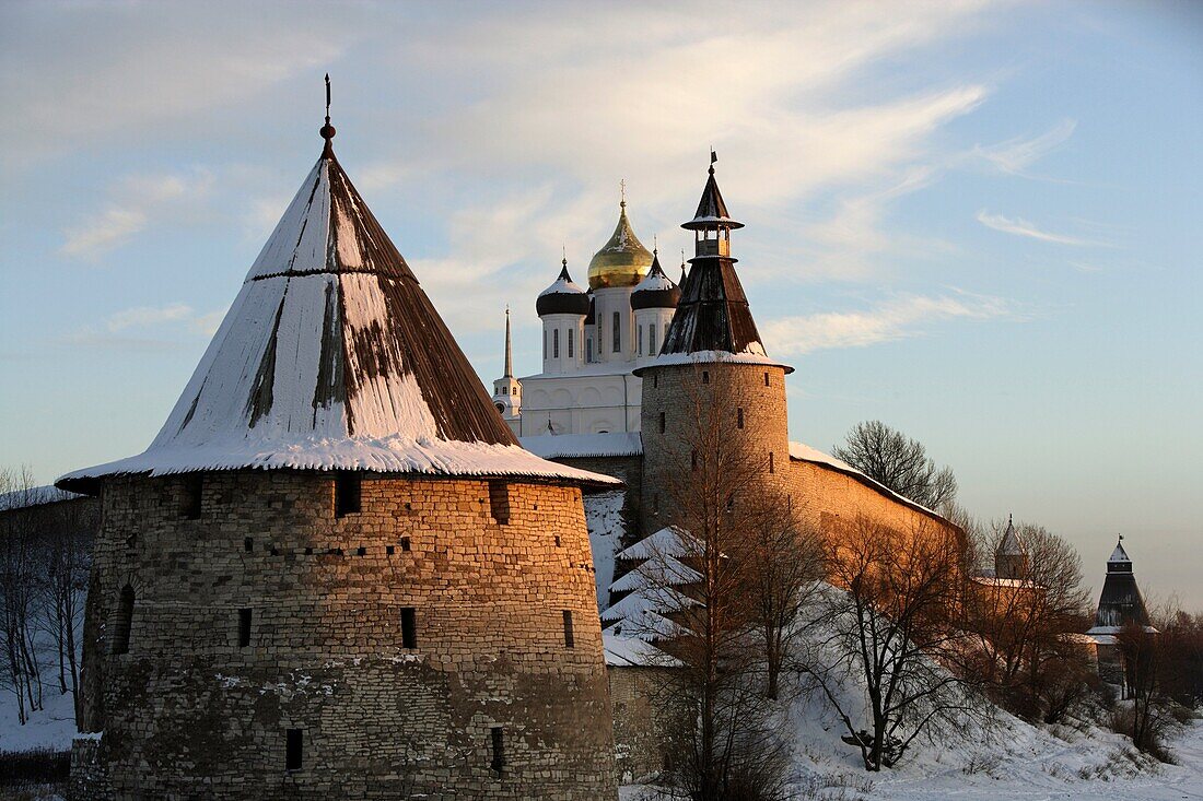 Russia,Pskov,Kremlin,Ploskaya flat Tower,Kutekroma Tower,Holy Trinity Cathedral,1699