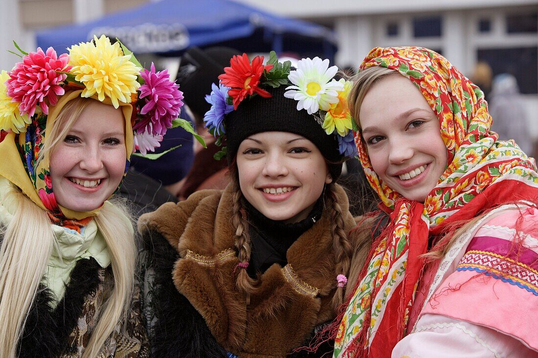 Russia,Pskov,Celebration of Maslenitsa,Butter Week or Pancake week feast,Russians