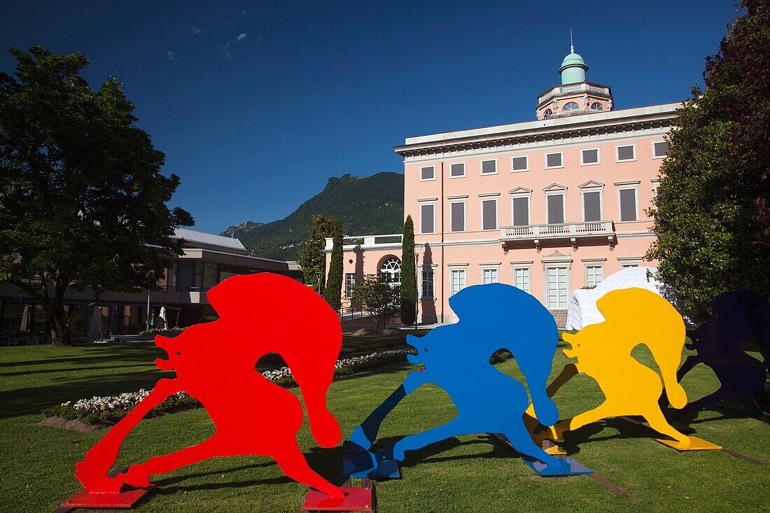 Switzerland, Ticino, Lake Lugano, Lugano, Parco Civico, Palazzo dei Congressi convention center and exterior art
