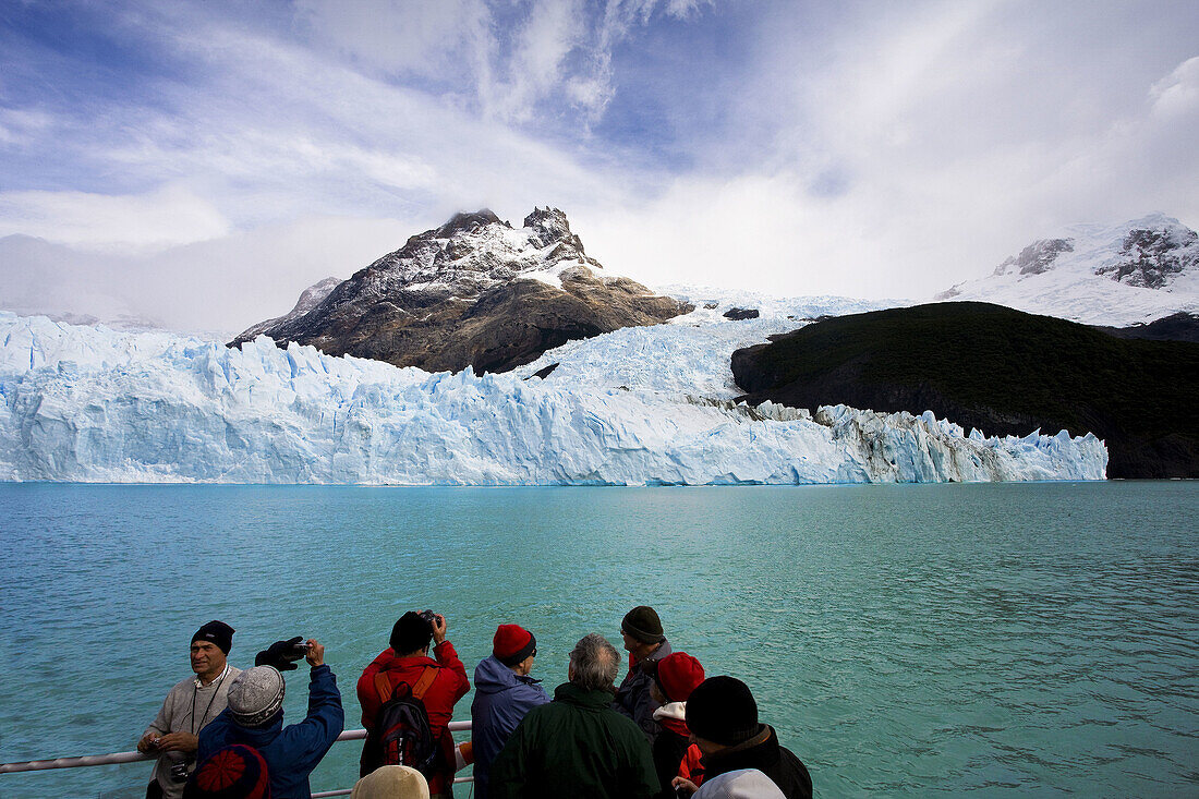 Spegazzini Glacier, Argentino Lake, Patagonia, Argentina  March 2009)