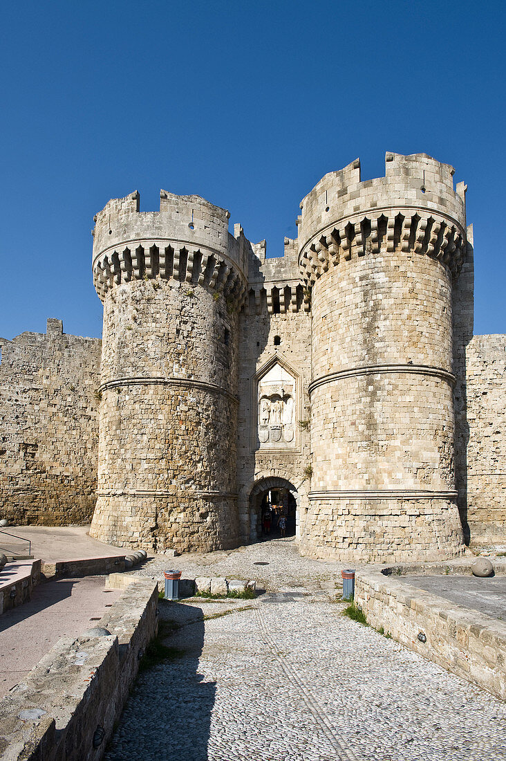 Entrance gate to the medieval section of the city, Rhodes. Dodecanese islands, Greece