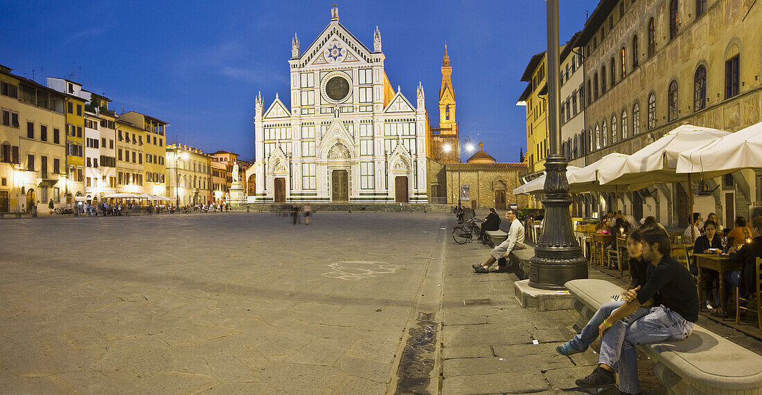Basilica of Santa Croce in Santa Croce square, Florence. Tuscany, Italy