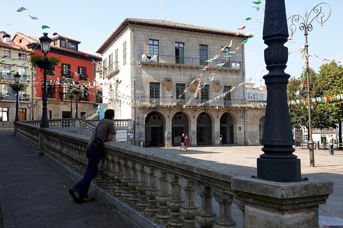 Rathaus, Independentziaren Enparantza, Lekeitio, Biskaya, Baskenland, Spanien