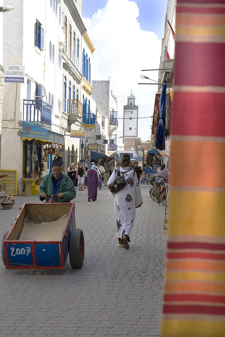 Gasse in der Altstadt von Essaouira, Marokko