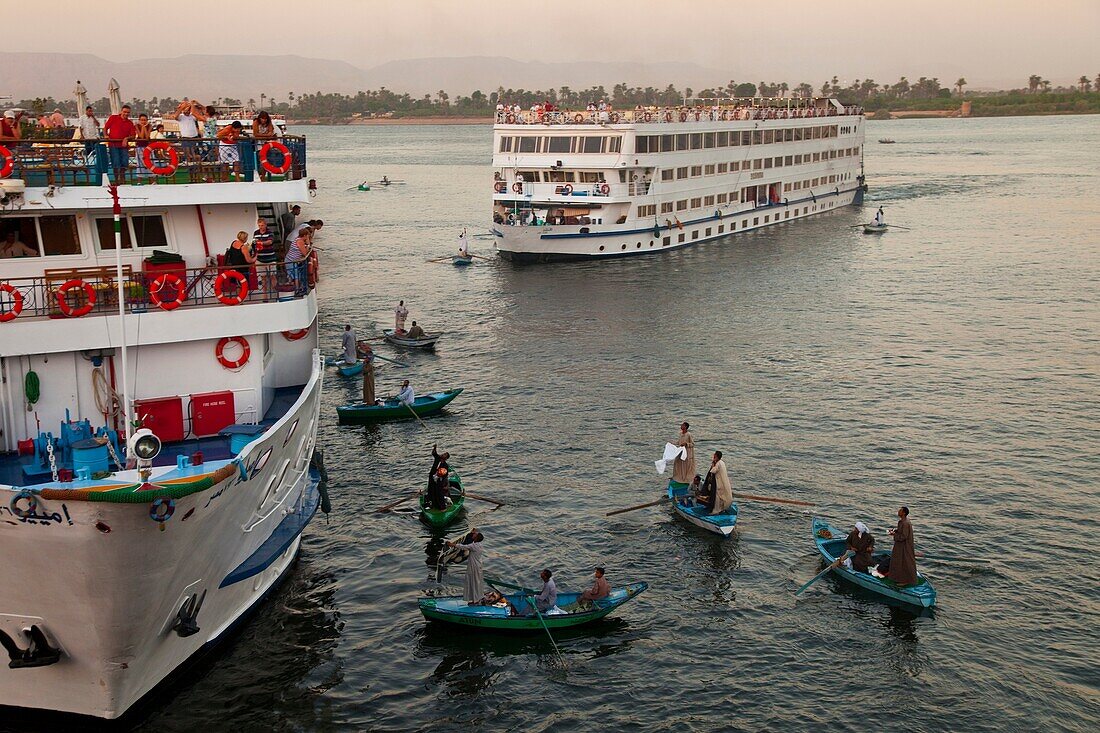 Cruceros por el Río Nilo, Valle del Nilo, Egipto