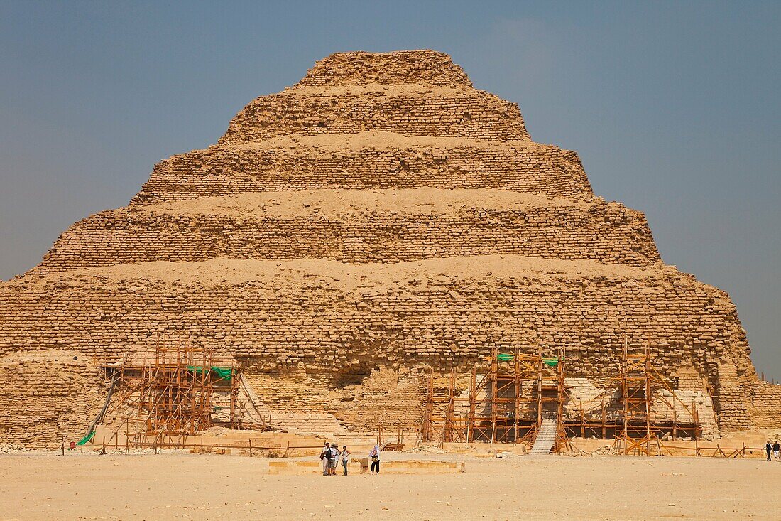 Pirámide escalonada de Zóser en Saqqara, El Cairo, Valle del Nilo, Egipto