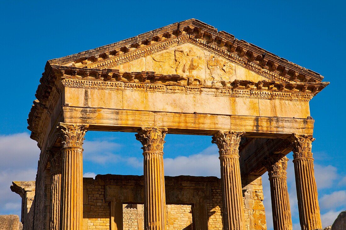 Capitolio, Ciudad romana de Dougga, Tunez, Africa