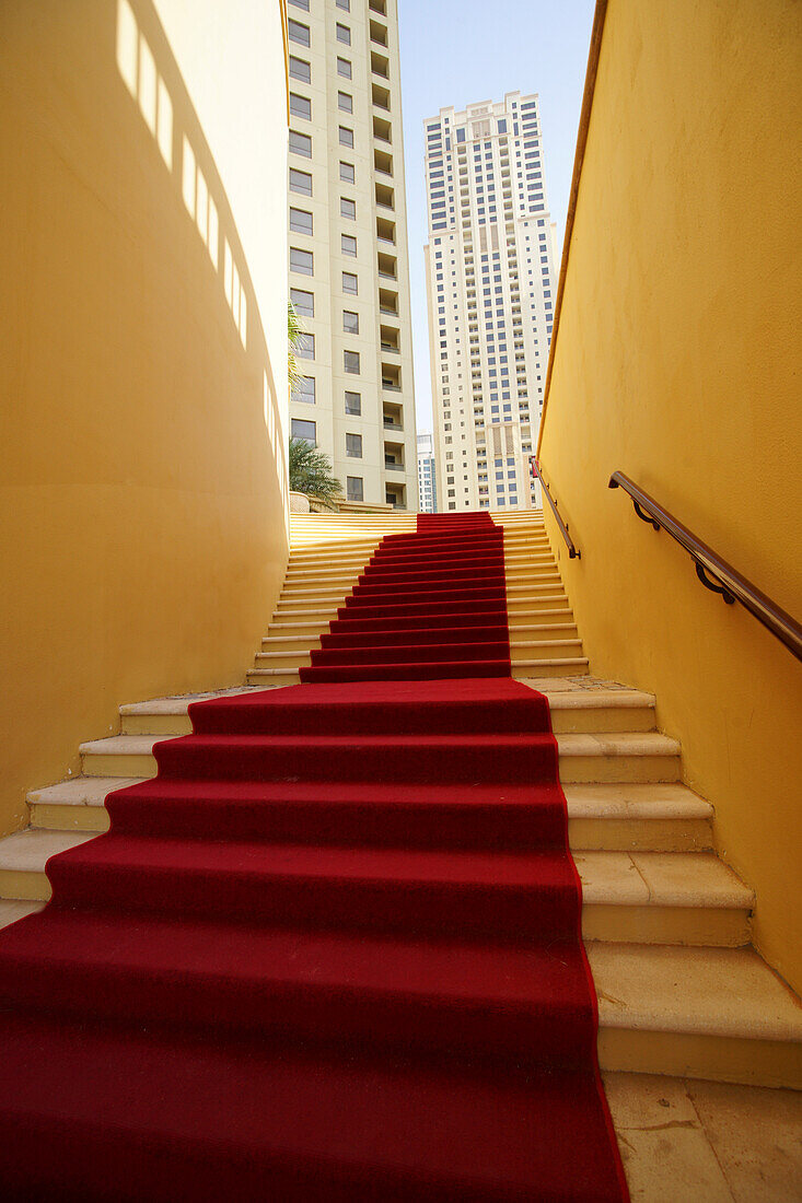 Treppe und Wohnhäuser in der Jumeirah Beach Residence, Dubai, VAE, Vereinigte Arabische Emirate, Vorderasien, Asien