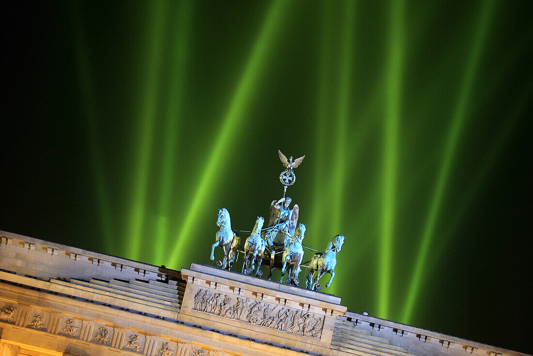 Quadriga, New Years Eve at Brandenburg Gate, Berlin, Germany, Europe