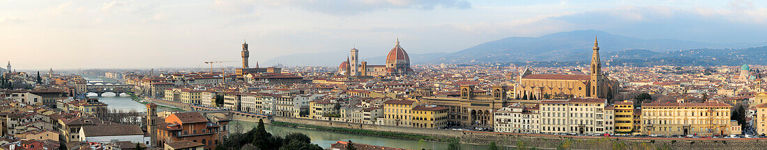 Panorama of Florence with the Ponte Vecchio bridge, Palazzo Vecchio, cathedral Santa Maria del Fiore and San Croce, Florence, UNESCO world heritage site, Tuscany, Italy
