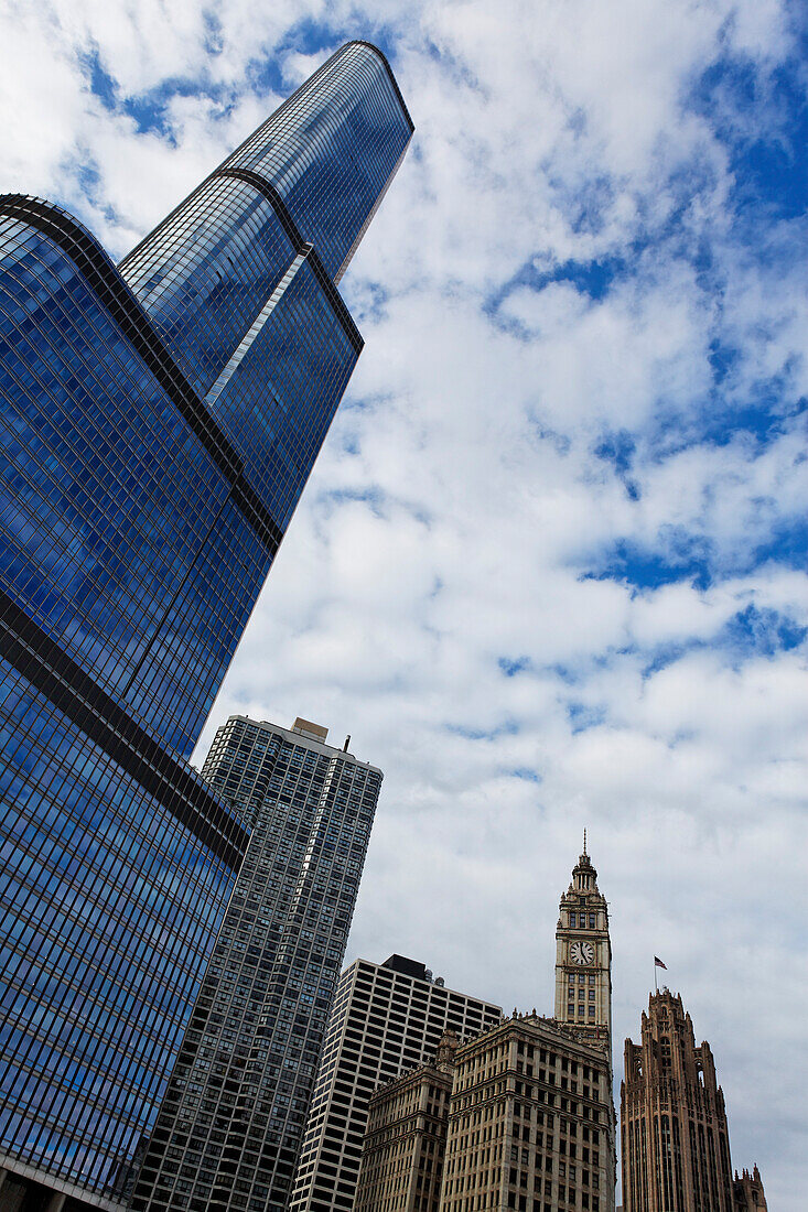 Trump Tower, Wrigley Building und Chicago Tribune Building (von links), Chicago, Illinois, USA