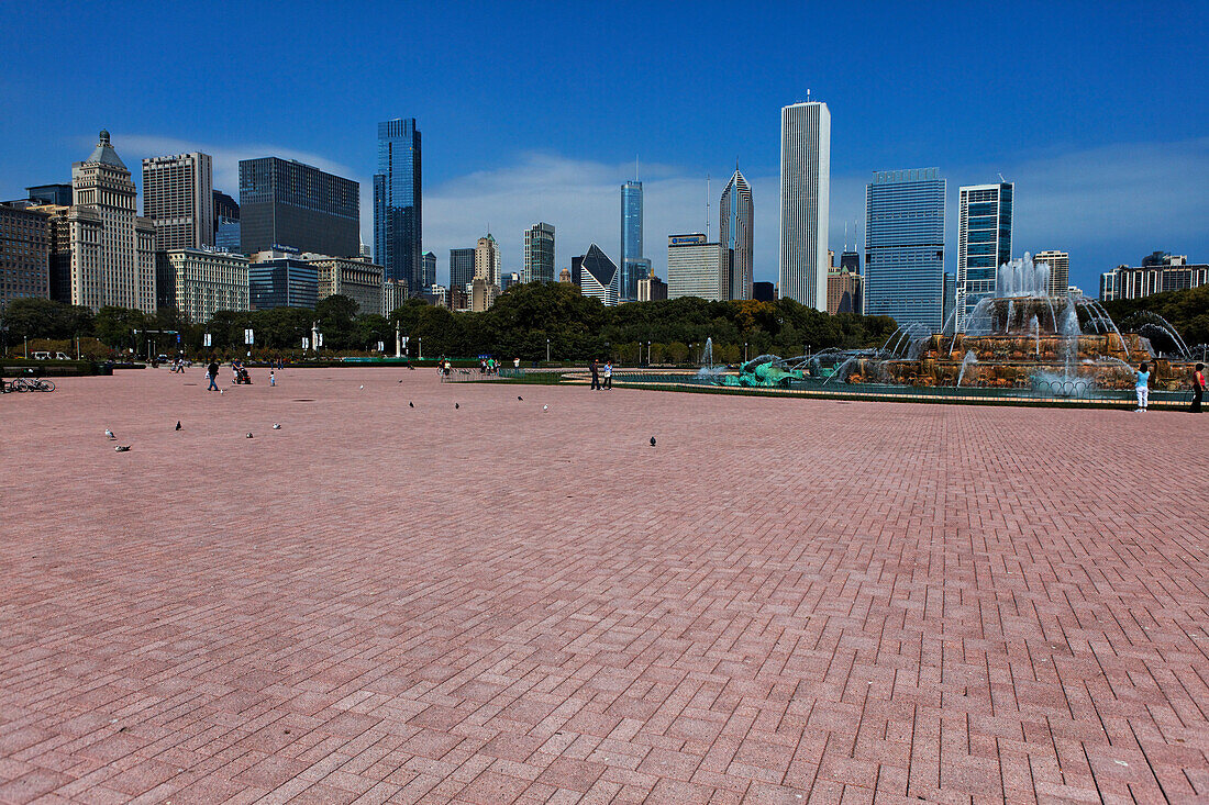 Buckingham Fountain, Grant Park, Chicago, Illinois, USA