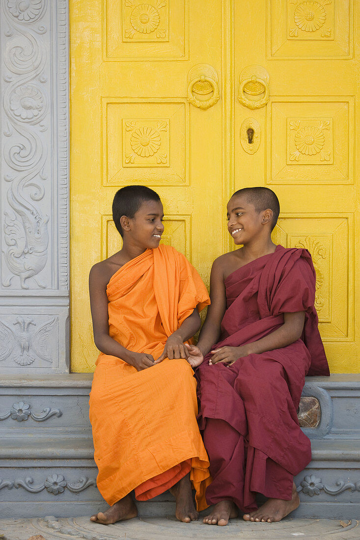 Buddhistische Mönche, Hikkaduwa, Sri Lanka