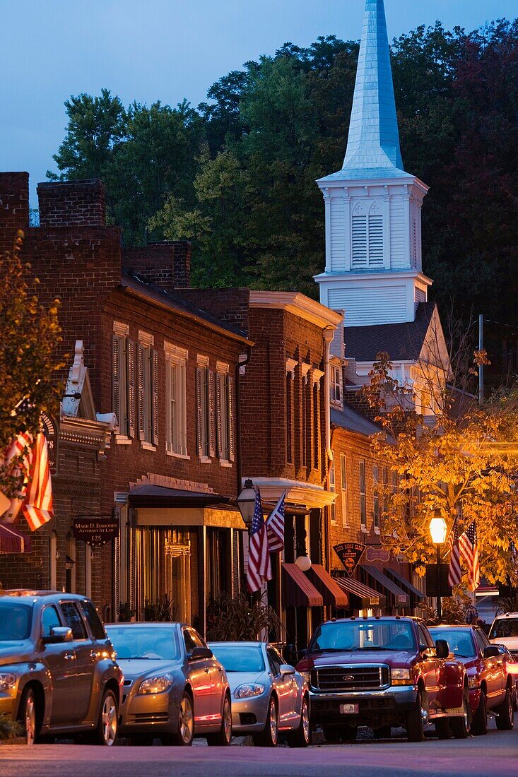 USA, Tennessee, Jonesborough, Oldest town in Tennessee, Main Street, dusk