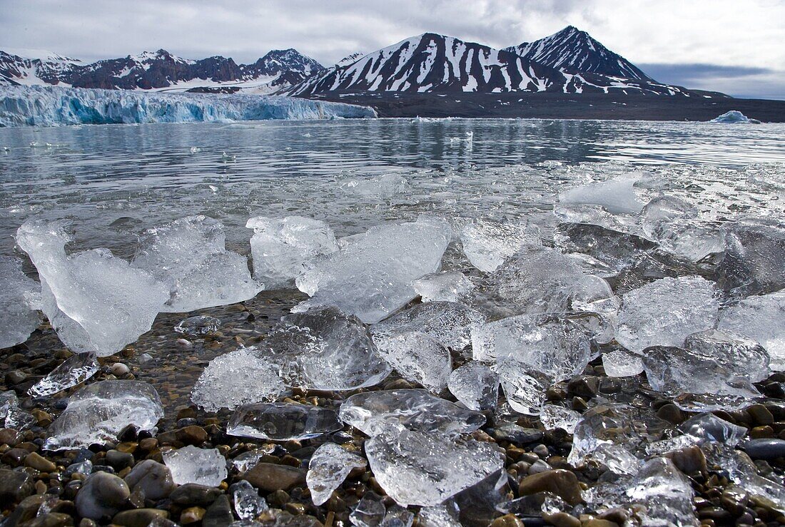 Glaciar en las Islas Spitsbergen o Svalbard, Noruega