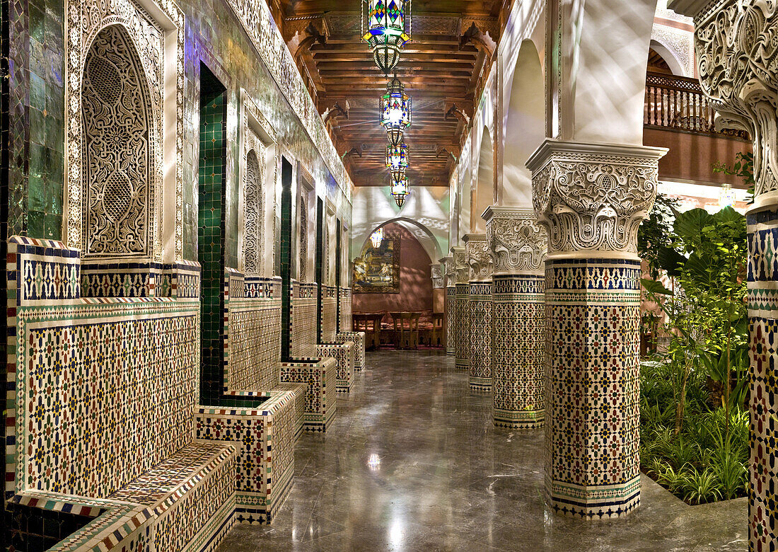 Innenhof von Luxus Hotel Riad La Sultana, Marrakesch, Marokko, Afrika