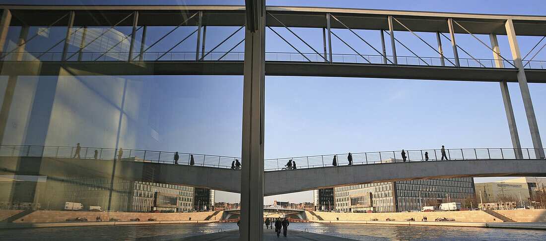 Bridge over Spree River, Governmental quarter, Berlin, Germany