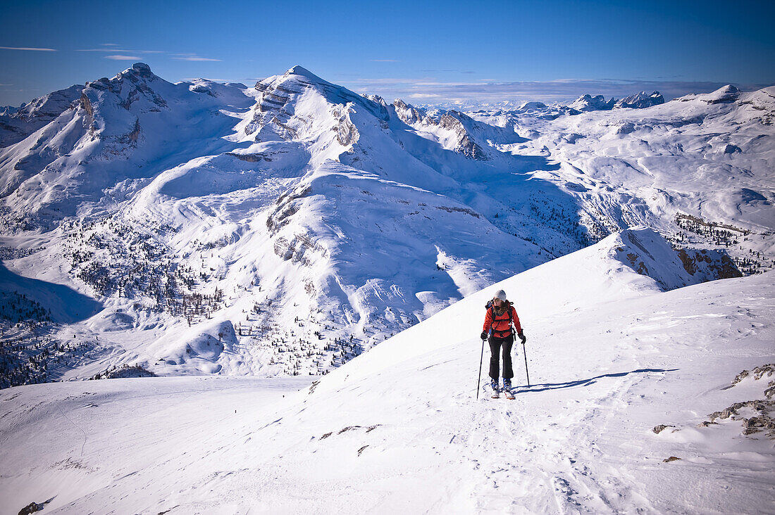 Woman backcountry skiing, Col Bechei, Dolomites, Trentino-Alto Adige/Südtirol, Italy