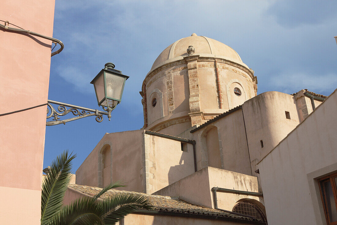 Kuppel in Syrakus auf der Insel Ortygia, Unesco Weltkulturerbe, Provinz Syrakus, Sizilien, Italien, Europa