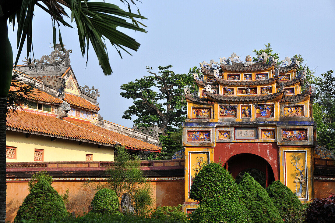 Tempel für den Vater der Dynastie in der Zitadellen Stadt, Hung Mieu in Hoang Thanh, Hue, Vietnam