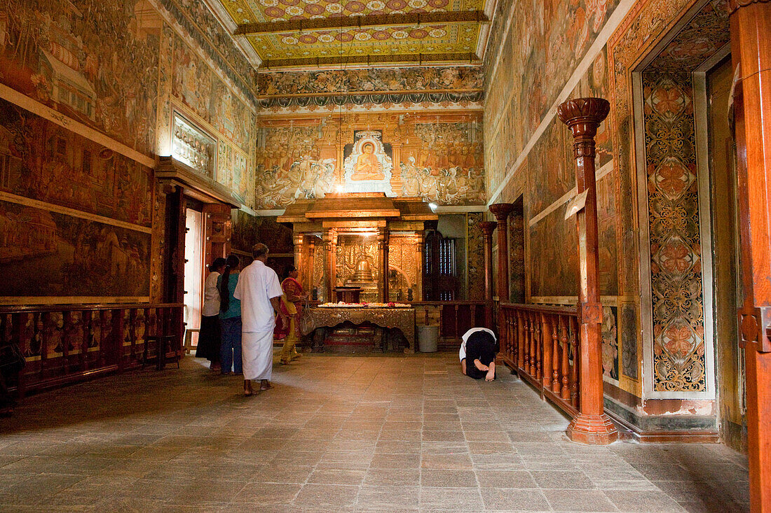 Mural paintings from the 18 Century inside the Kelaniya Raja Maha Vihara temple, Colombo, Sri Lanka, Asia