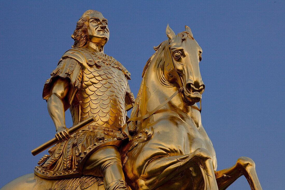 Der goldene Reiter, The golden equestrian sculpture of King Augustus the Strong, August II, Dresden, Saxony, Germany