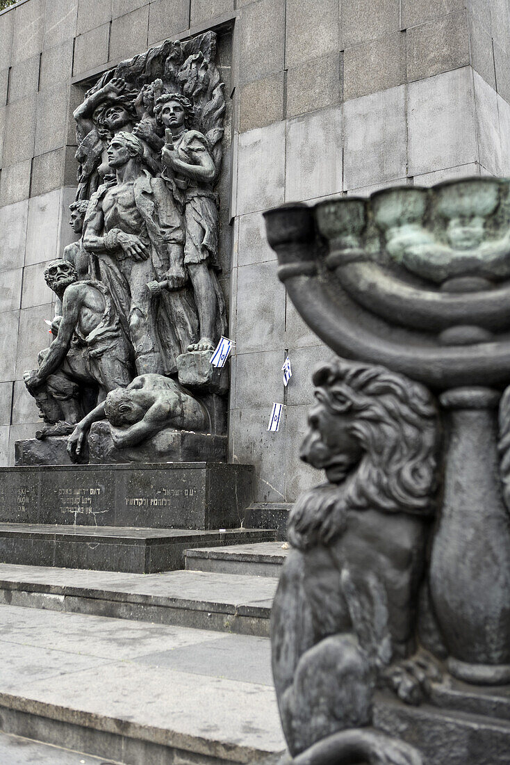 Monument to the Ghetto Heroes in the Warsaw Ghetto, Warsaw, Poland, Europe