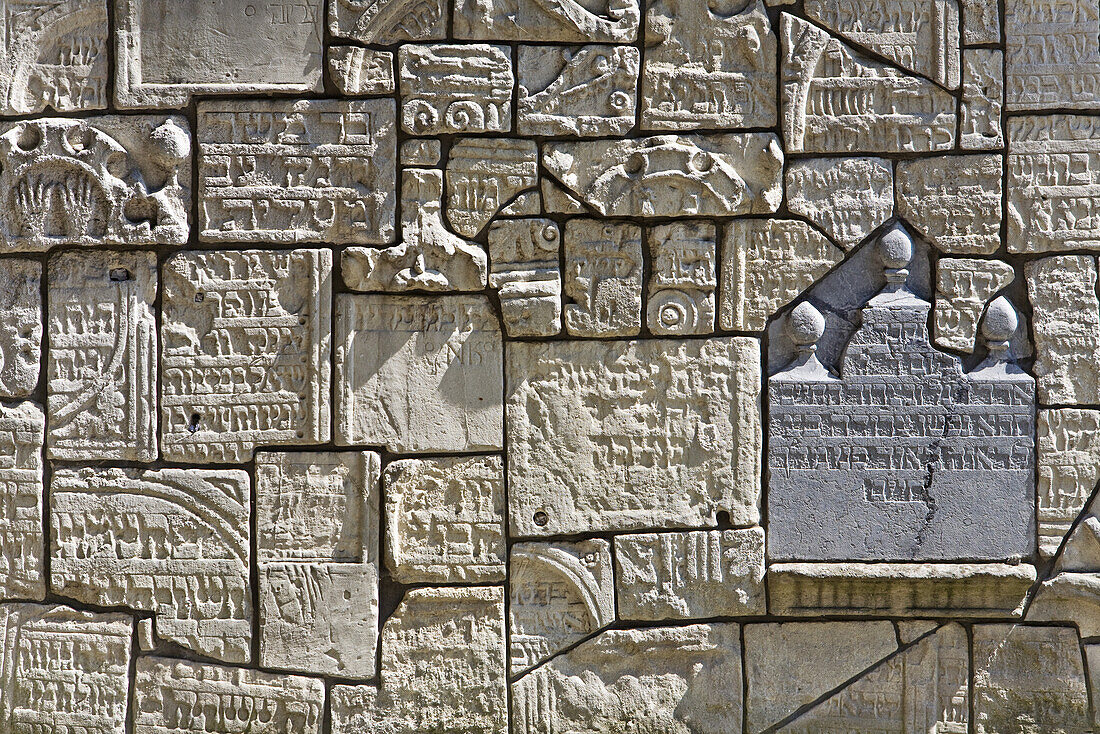 Mauer des alten jüdischen Friedhofs im Kazimierz Viertel, Krakau, Polen, Europa